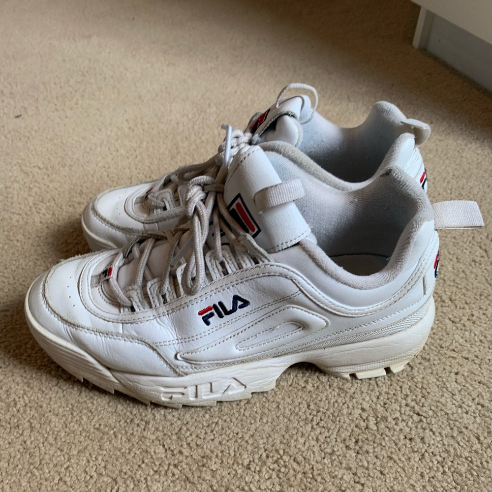 Filas - Picture 2 of 4